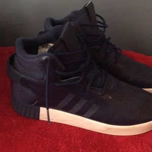 Adidas tubular straps